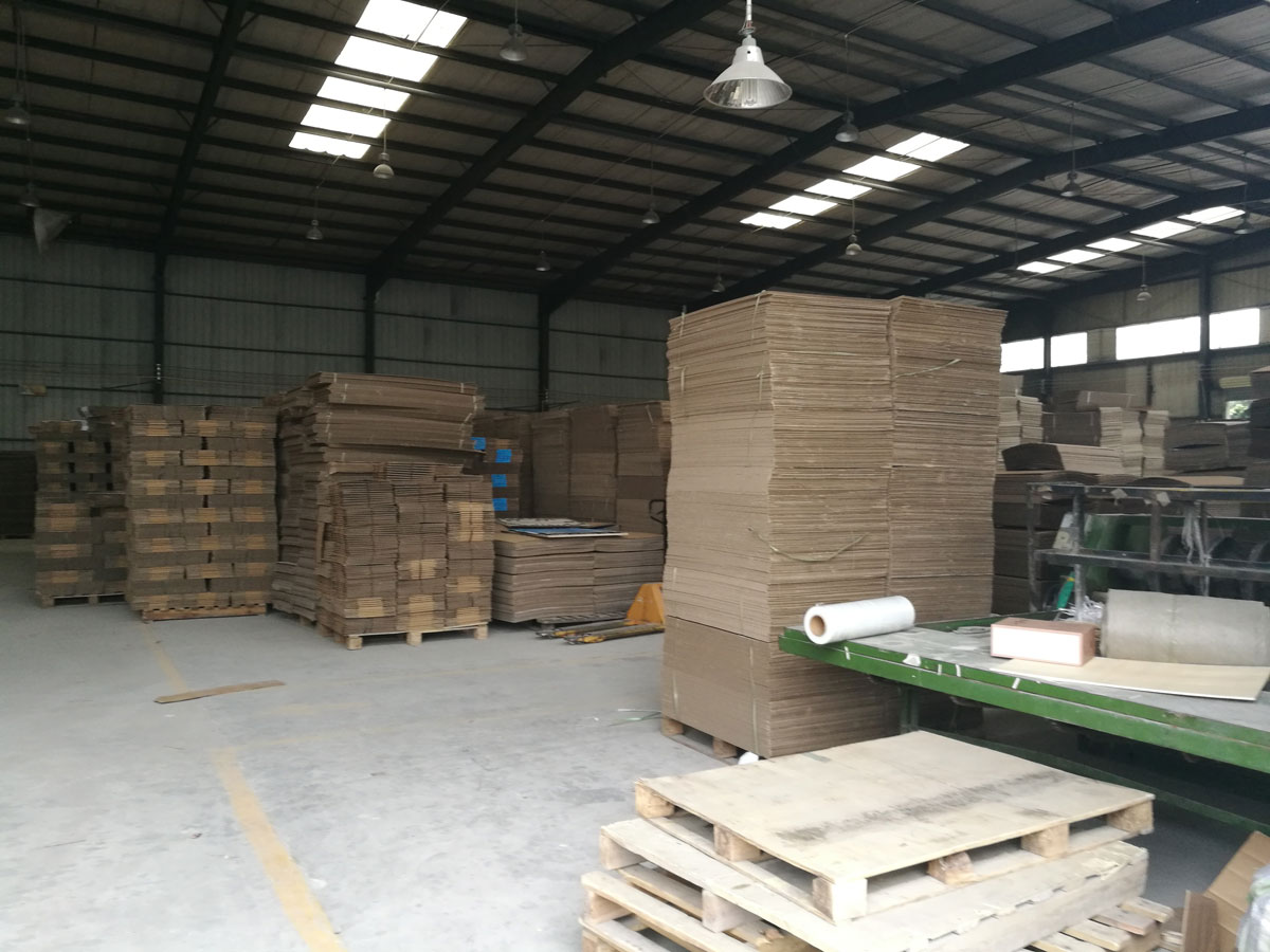 上海河姆渡实业发展有限公司委托贝斯特bst2222生产苹果包装纸箱